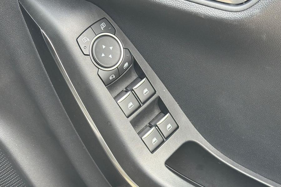 Ford Puma Photo autoimg-90b07b249a21731a6ee5559dae3fee19d9ff934a.jpg