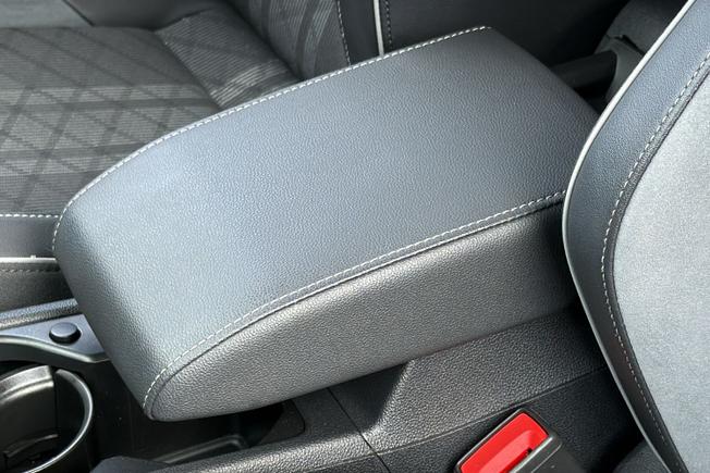 VOLKSWAGEN Golf Photo 43