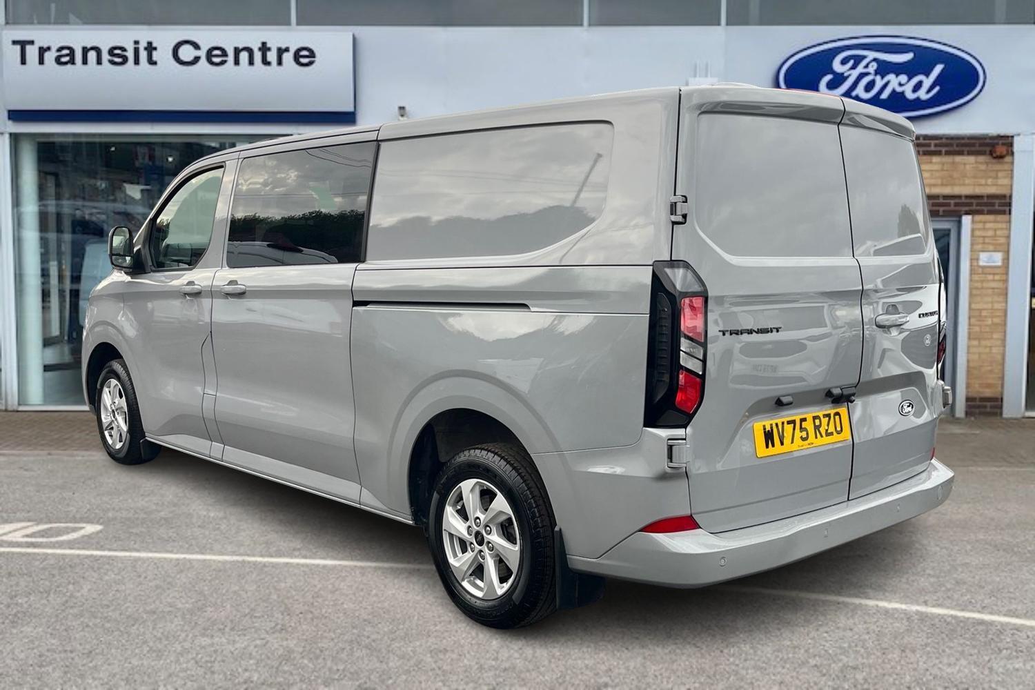 Ford Transit Custom Photo 1