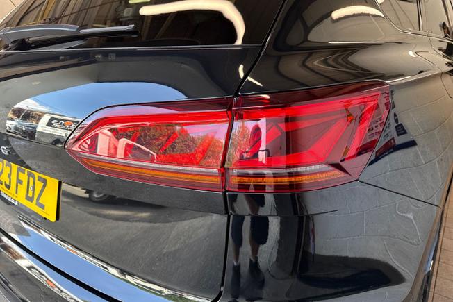 Volkswagen Touareg Photo 18