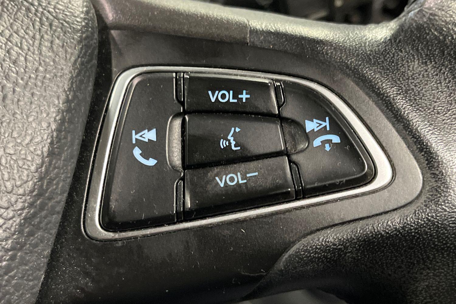 Ford KUGA Photo 41