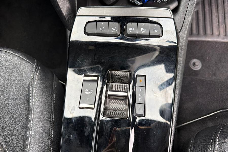Vauxhall Mokka Electric Photo autoimg-90b6e12f32387ea7a034f8a48a566ad4fd53a38e.jpg