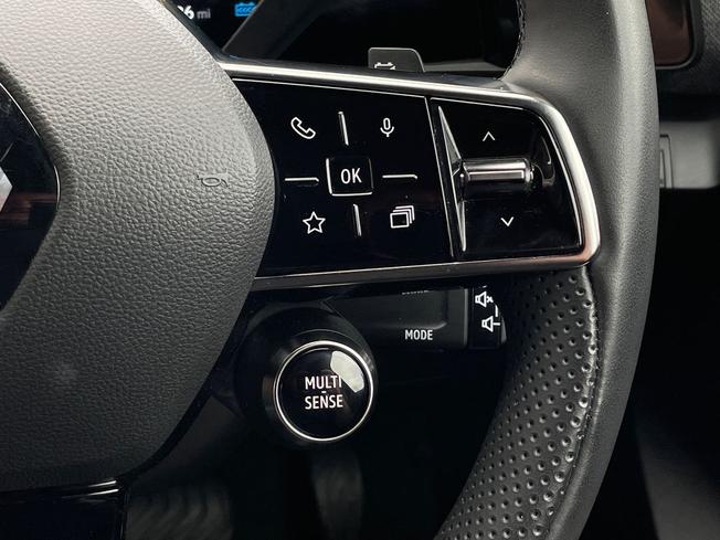 RENAULT Scenic E-Tech Photo 17