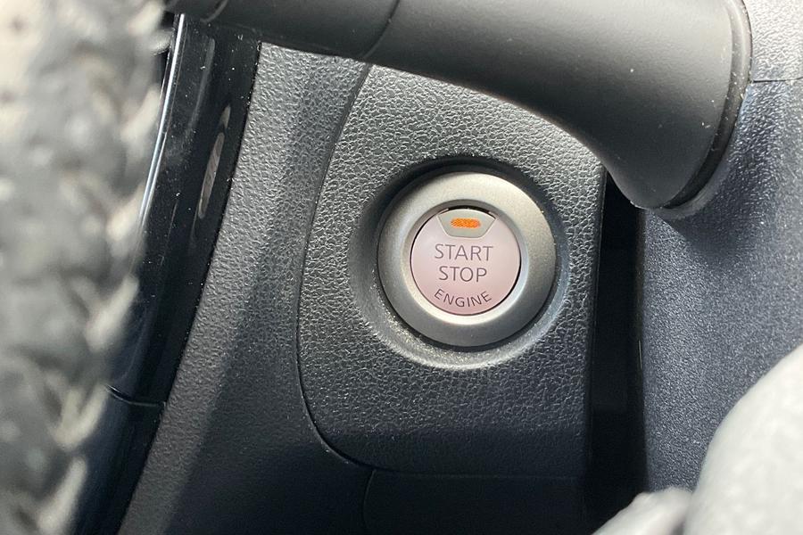 Nissan JUKE Photo autoimg-90bb40e97ab29cf2fe6e8c9f18b0f5aed1d519da.jpg