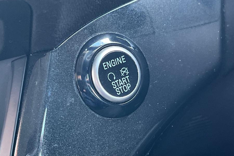 Ford KUGA Photo autoimg-90bc96fc7764765a4296ef288ad070a479479873.jpg
