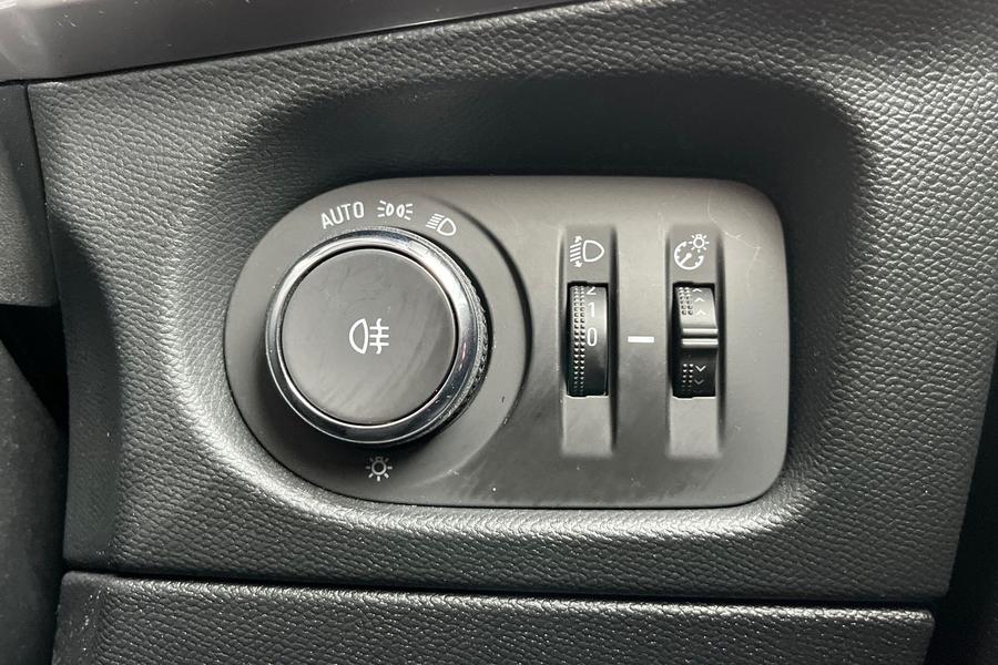 Vauxhall Mokka Photo autoimg-90bd307e11683a72e4a983bf362c93d28e07a94b.jpg