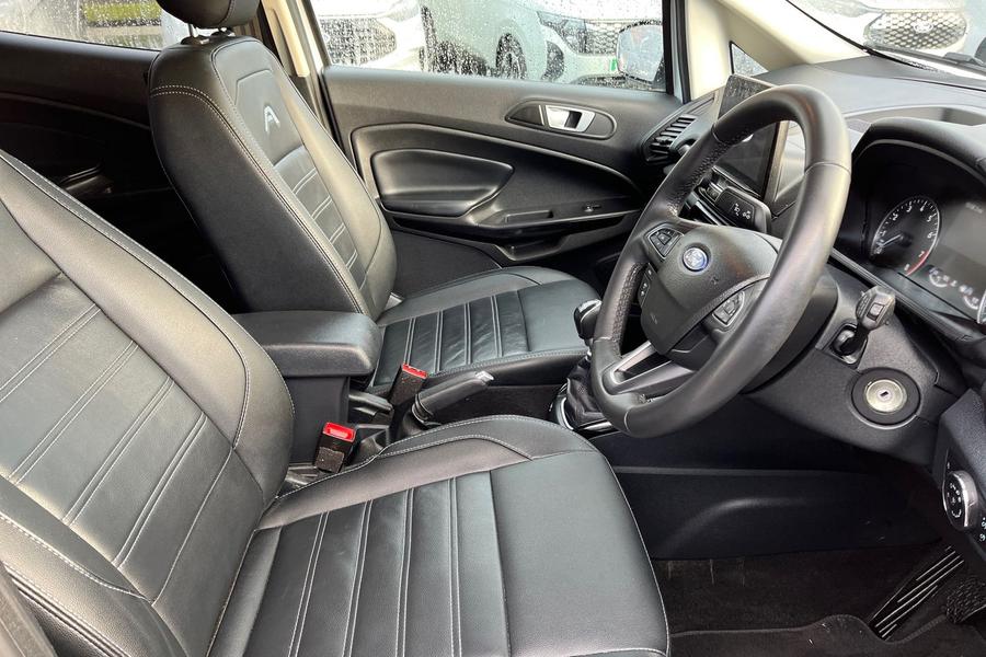 Ford ECOSPORT Photo autoimg-90bf96f8f1ef3910bd4a7cad3d2c72d1b3c2c961.jpg