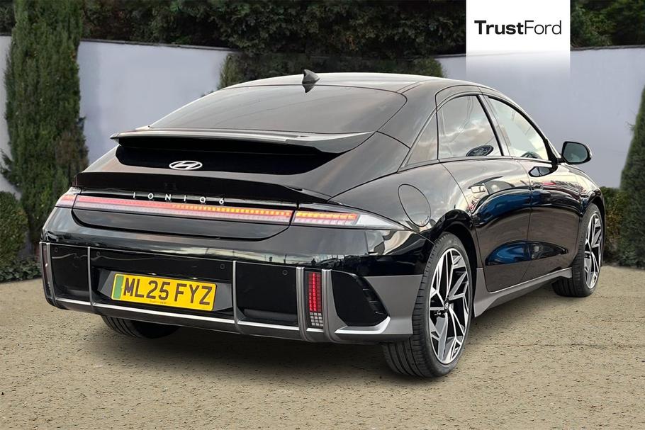 Used Hyundai IONIQ 6 4