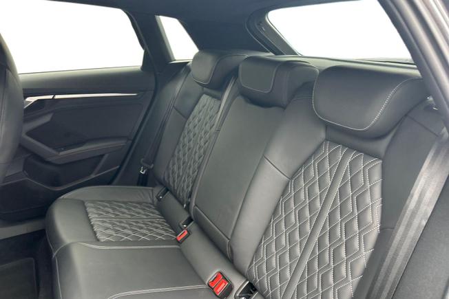 AUDI S3 Photo 9