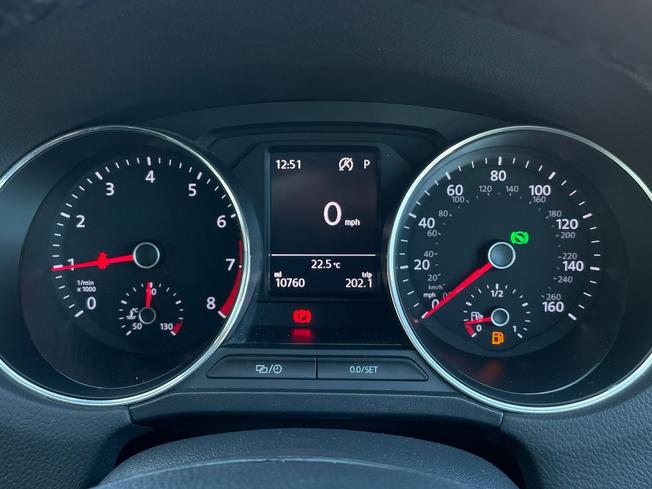 VOLKSWAGEN Polo Photo 15