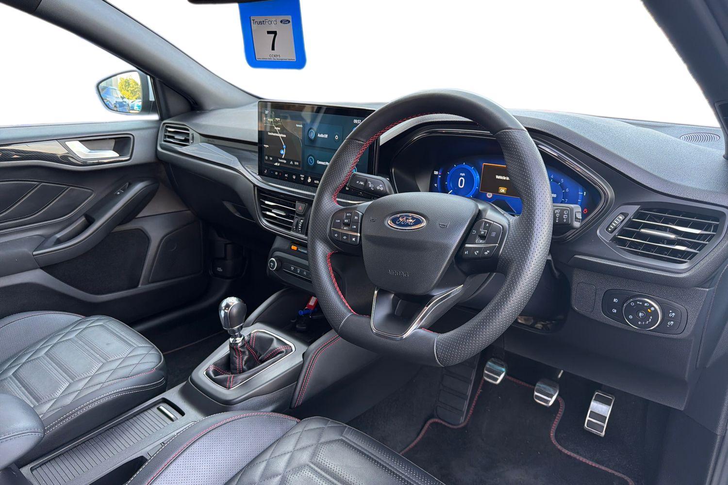 Ford FOCUS Photo 8