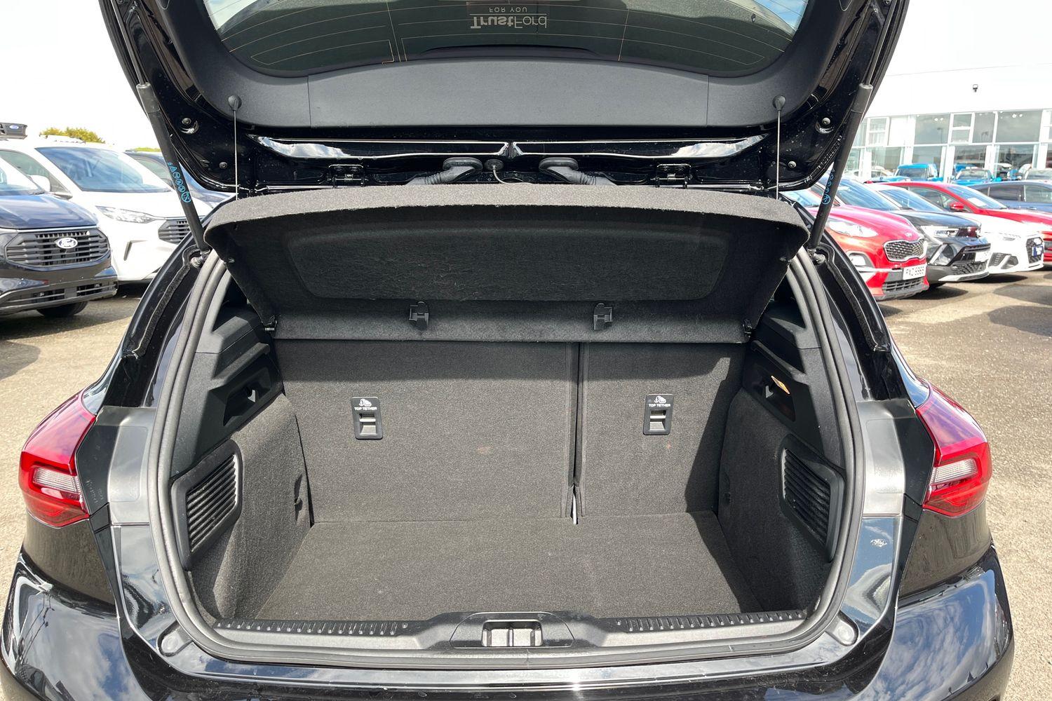 Ford Focus Photo 20