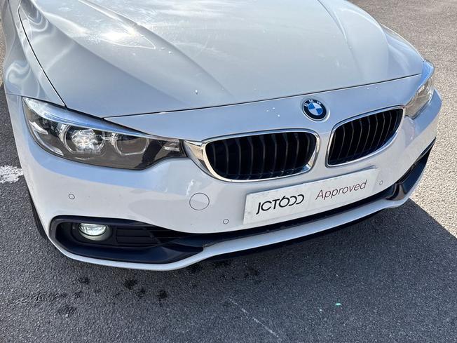 BMW 4 Series Photo 29