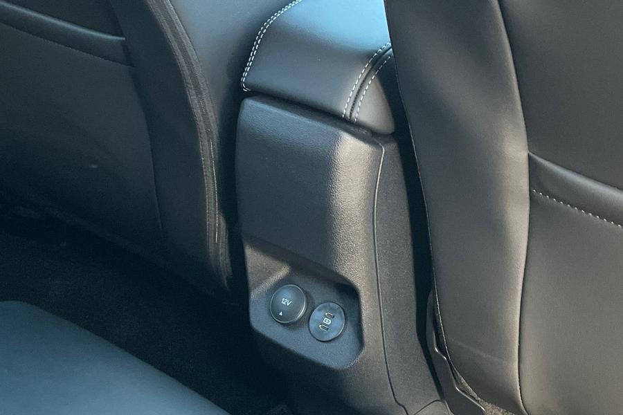 Ford PUMA GEN-E Photo autoimg-90d4e00d6ede9c636b9f0eeb410d430c25f28a3c.jpg