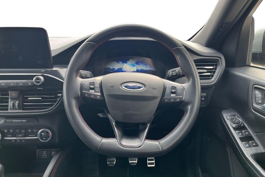Ford KUGA Photo autoimg-90d76b270434b8aa72398671a91bf7cdbdd8b580.jpg