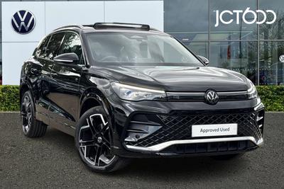 2025 VOLKSWAGEN Tiguan 1.5 TSI eHybrid 19.7kWh R-Line SUV 5dr Petrol Plug-in Hybrid DSG Euro 6 (s/s) (272 ps) at JCT600
