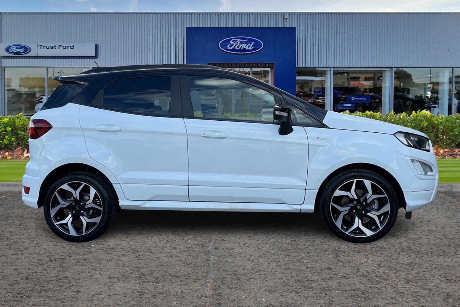 Ford ECOSPORT Photo 2