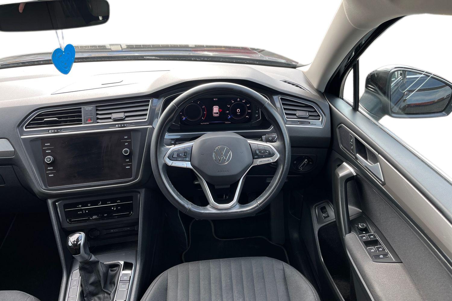 Volkswagen TIGUAN ALLSPACE Photo 10