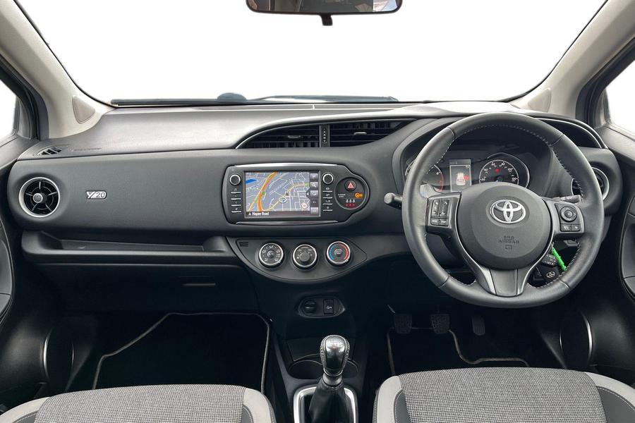 Toyota Yaris Photo autoimg-90de8351f45a3285dae56617a914183ac39b0006.jpg
