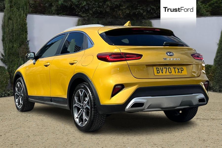 Kia XCEED Photo autoimg-90e562c4a7da4161ce7e71981591b973474a048b.jpg
