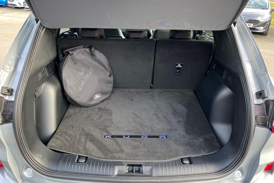 Ford KUGA Photo autoimg-90e6f74f158b5518093fd81f8433ed95fedf91ac.jpg