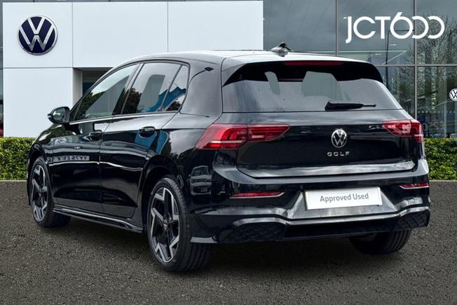 VOLKSWAGEN Golf Photo 3