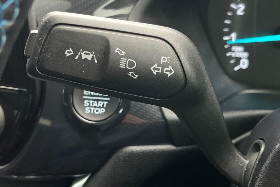 Ford FIESTA Photo autoimg-90e79a6636ea0cdd675a390ec424921ecd89504c.jpg