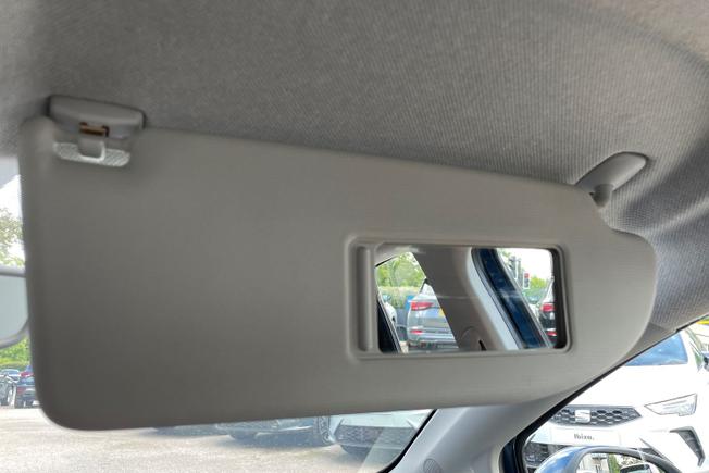 SEAT Ibiza Photo 34