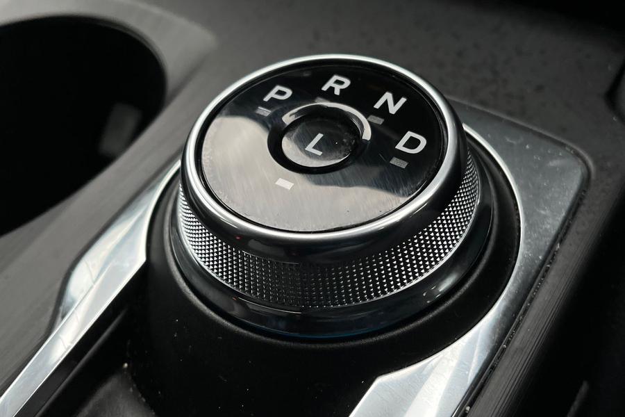 Ford KUGA Photo autoimg-90ecac85c18bcd62ffdc3033c47649482a0cf531.jpg