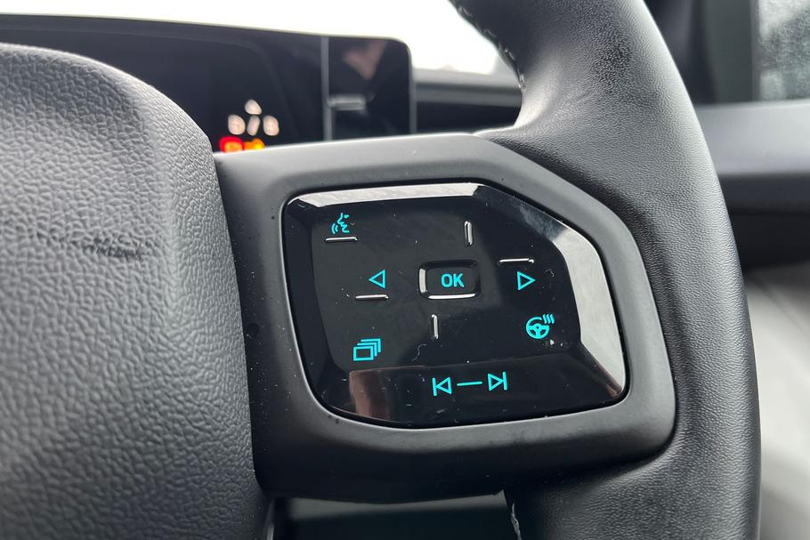 Used Ford EXPLORER NC25FME 26