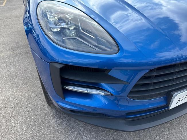 PORSCHE Macan Photo 34