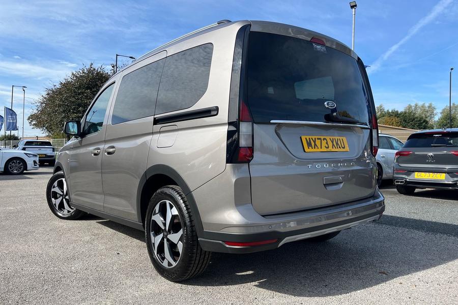 Ford TOURNEO CONNECT Photo autoimg-90f60beea1ee8c20c862c3949c3e615490a4b4f4.jpg