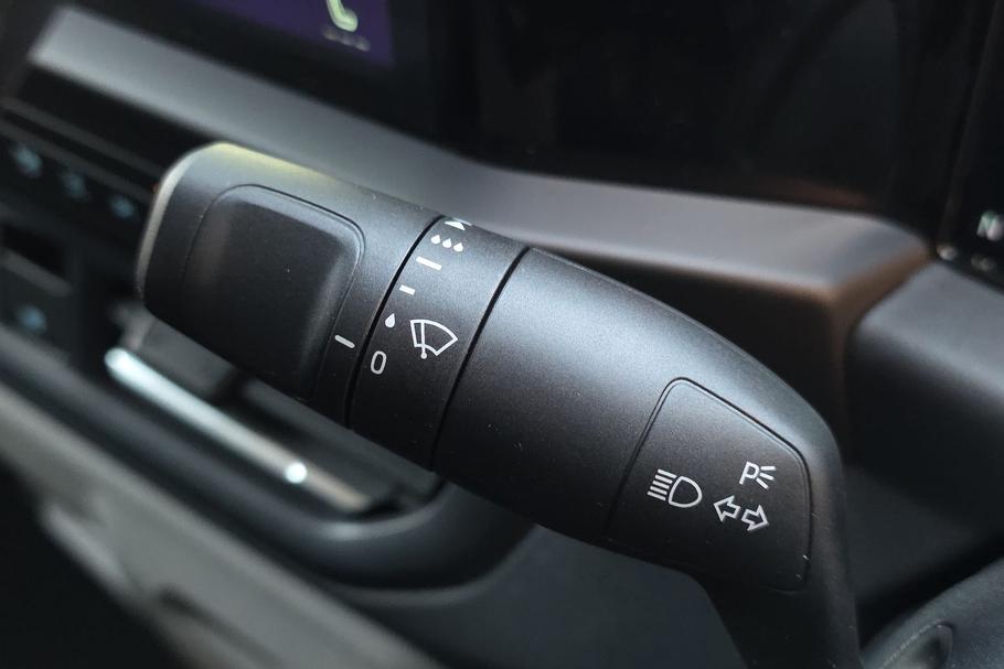 Used Ford TRANSIT CUSTOM WP75OOC 33