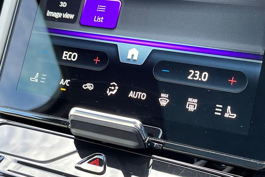 Ford EXPLORER Photo autoimg-90ff7a97d8c168cc441e73986e7a013b0c02443c.jpg