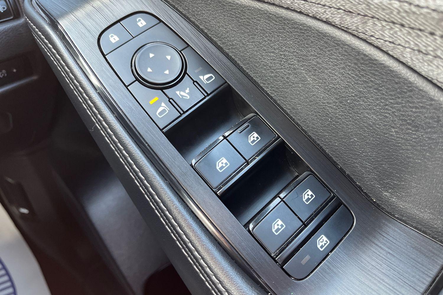 Nissan X-TRAIL Photo 15