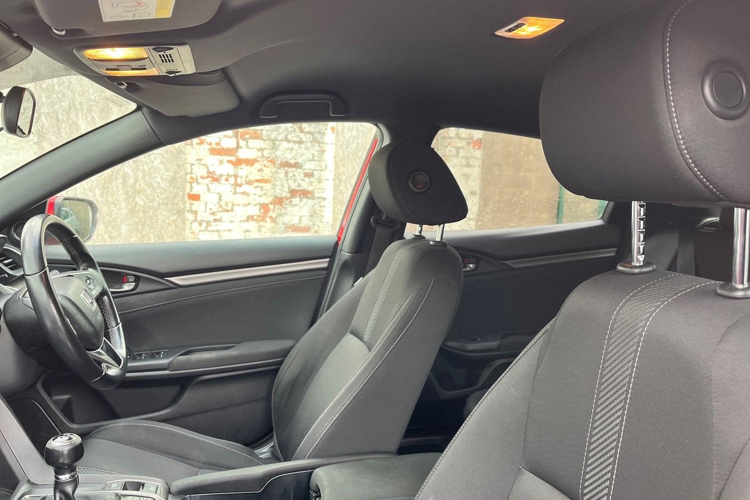 Honda CIVIC Photo 18