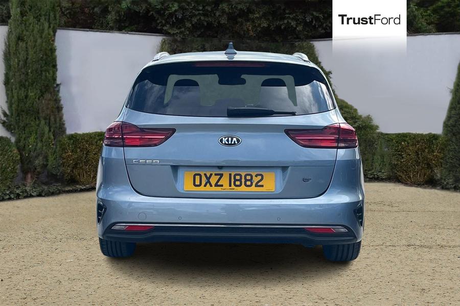 Kia CEED Photo autoimg-9108c103fde1c28b261b5914c3afaaa0d20aecb1.jpg