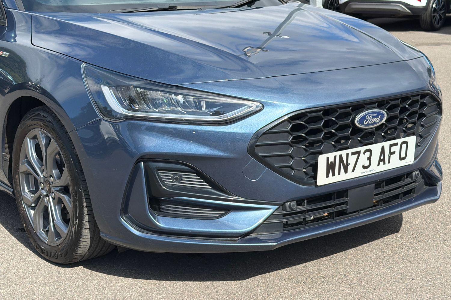 Ford FOCUS Photo 23