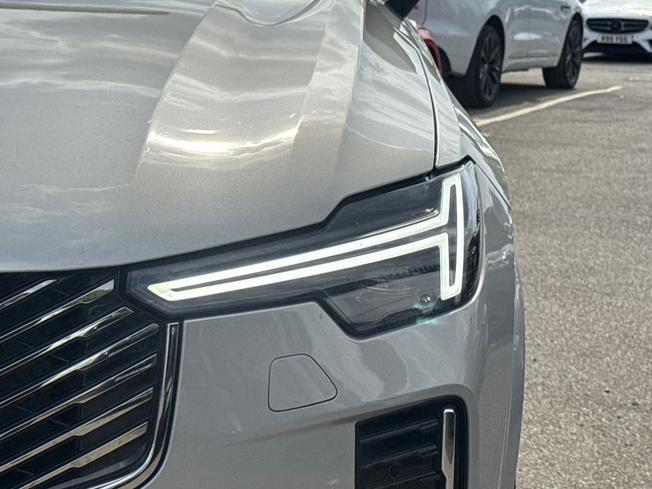 VOLVO Xc90 Photo 19