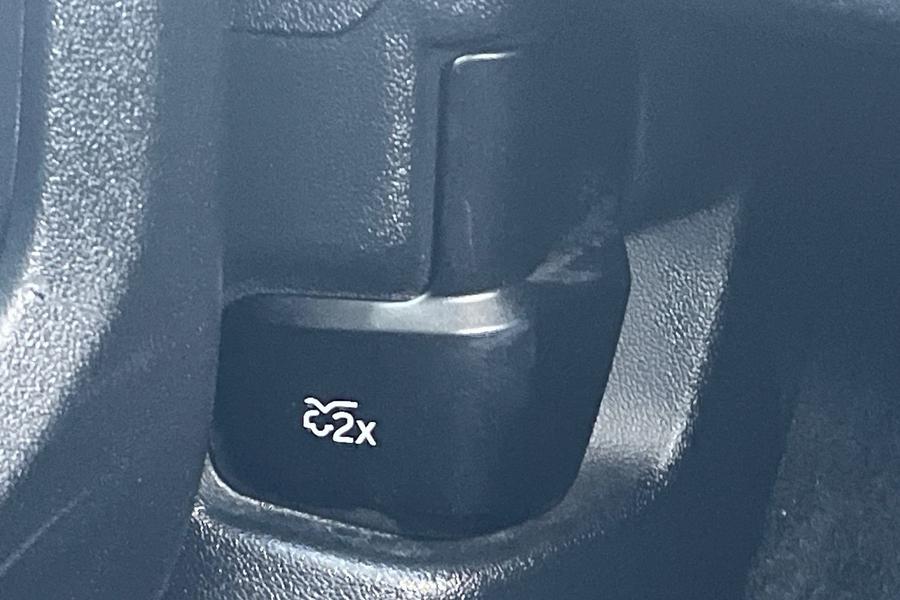 Ford KUGA Photo autoimg-910d888754661faa37fadbb2eba2826c75006ebc.jpg