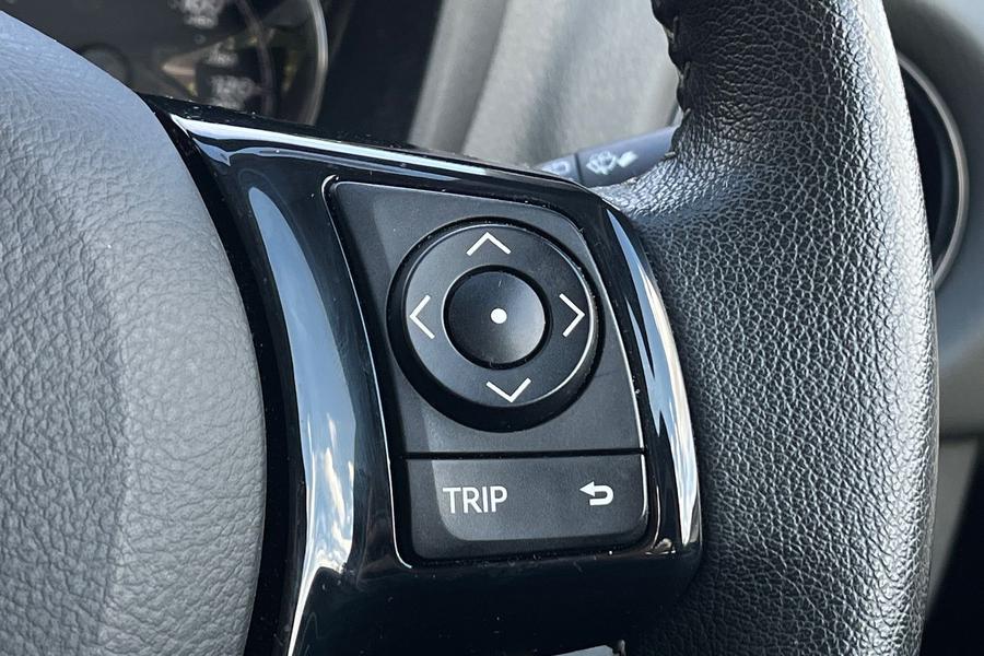 Toyota Yaris Photo autoimg-91123d64f4836fb9874771dbeac77c893dab57f9.jpg