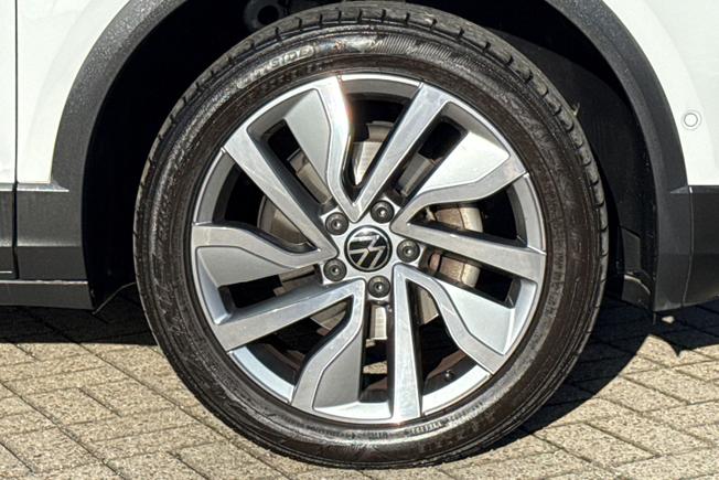 VOLKSWAGEN T-Roc Photo 21
