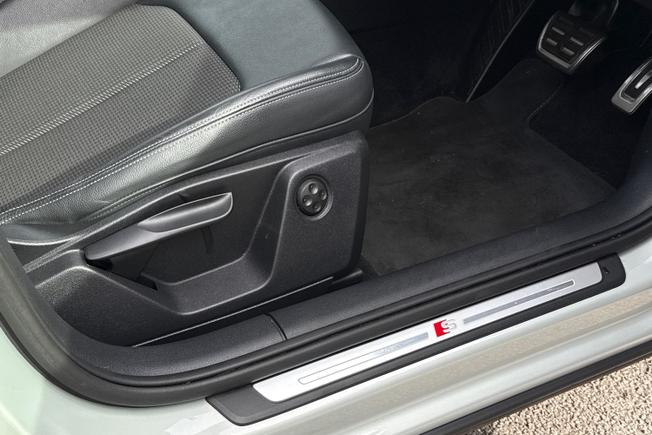 AUDI Q2 Photo 31