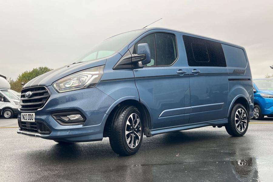 Ford TRANSIT CUSTOM Photo autoimg-9114d48f71335e6af76c06091a34e37df69f60ad.jpg