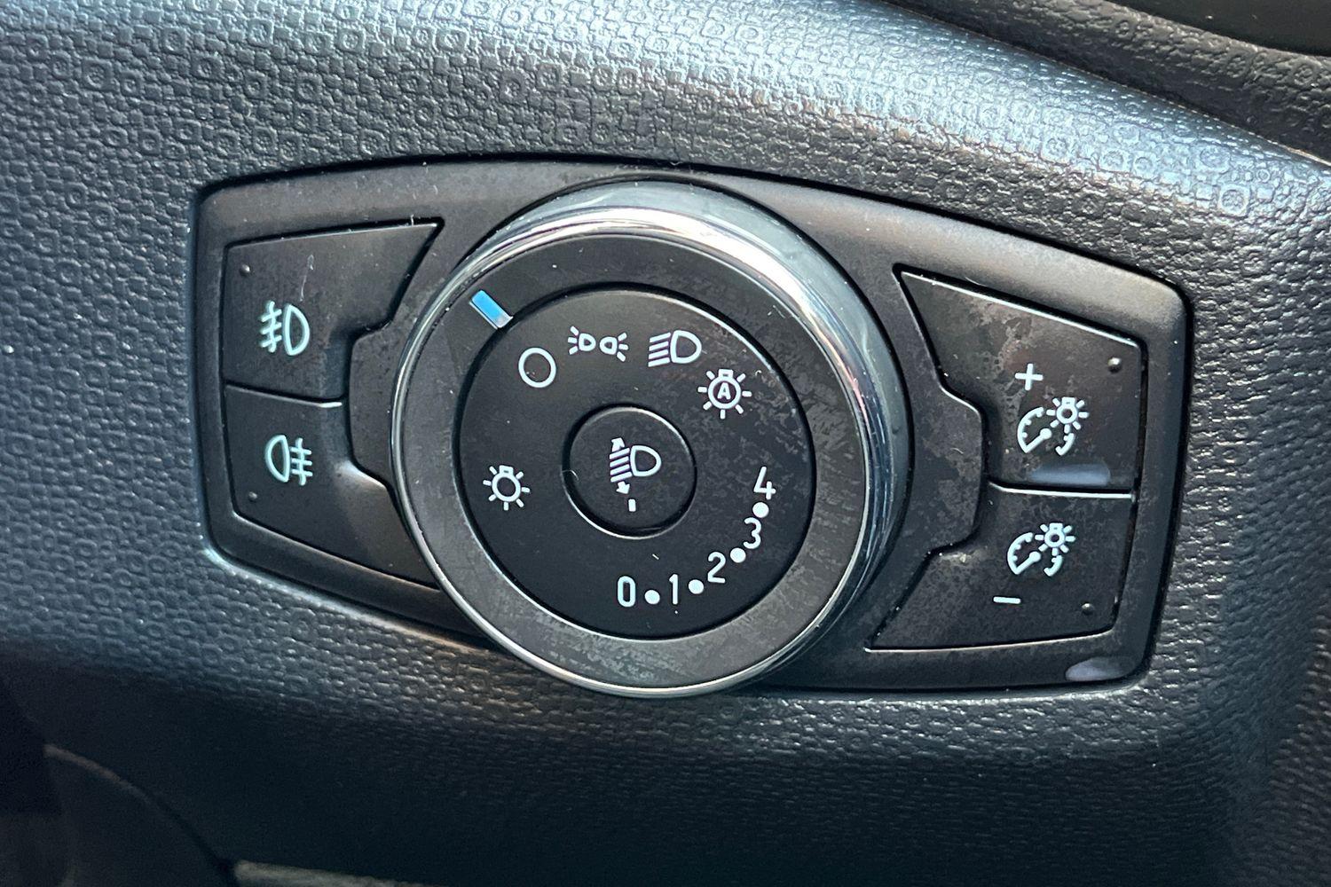Ford ECOSPORT Photo 33