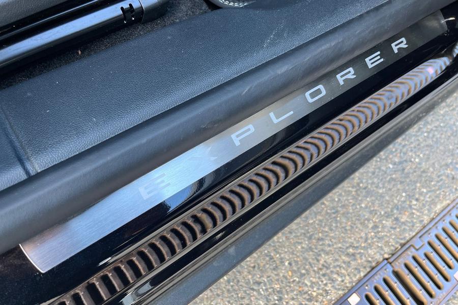 Ford Explorer Photo autoimg-911c27da8126a8fa430068ca6ceff0902d3d3518.jpg