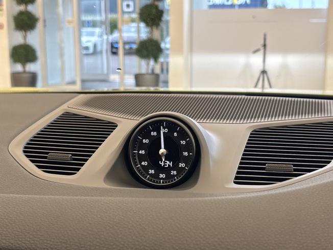PORSCHE Cayenne Photo 18