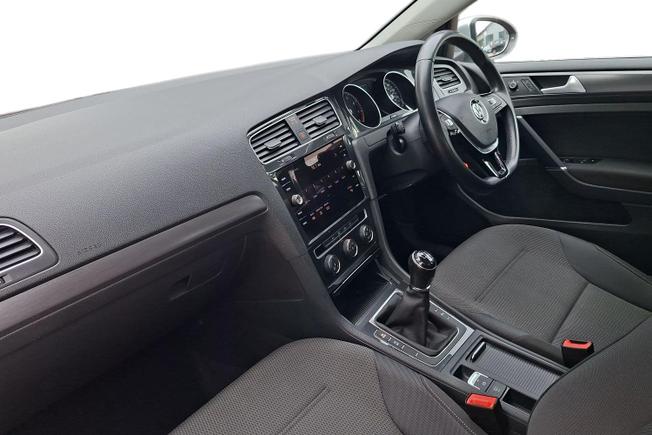 VOLKSWAGEN Golf Photo 2