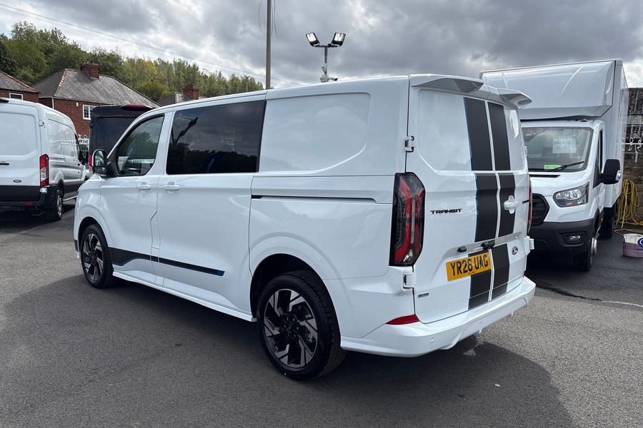Ford TRANSIT CUSTOM Photo autoimg-9121056d2a06eefcb4138c84a78982e74bd0605e.jpg