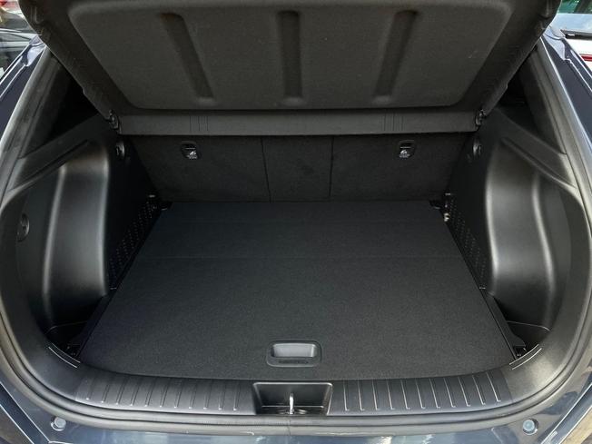 HYUNDAI Kona Photo 12